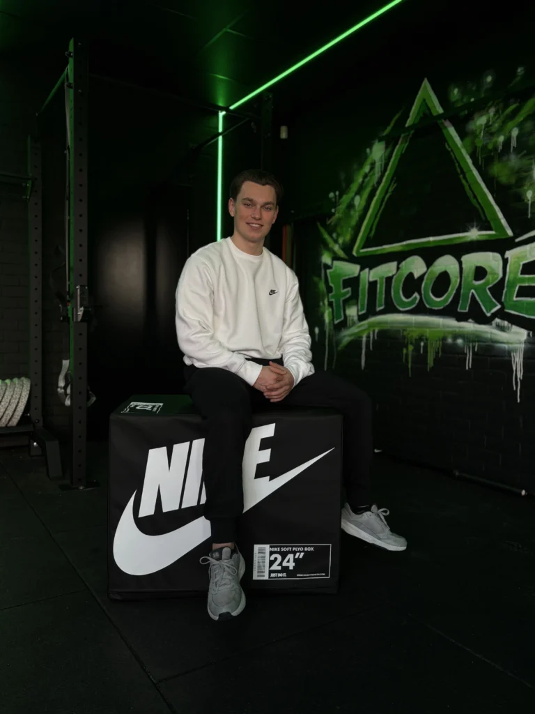 Fitcore Over Daan